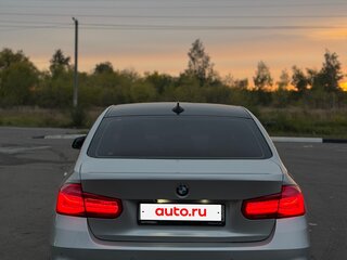 2016 BMW 3 серии 320i xDrive VI (F3x) Рестайлинг, серебристый, 1800000 рублей, вид 4