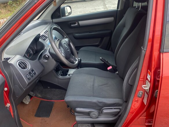 2007 Suzuki Swift AMT III, красный, 555000 рублей - вид 7