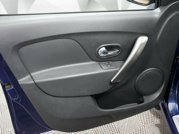 2014 Renault Logan II, синий, 721000 рублей - вид 10