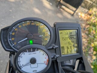 2010 BMW F 800 R, белый, 715000 рублей, вид 3