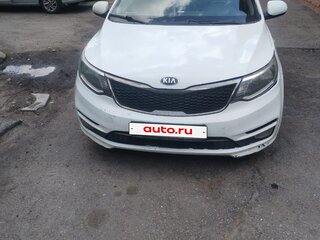 2017 Kia Rio III Рестайлинг, белый, 570000 рублей, вид 1