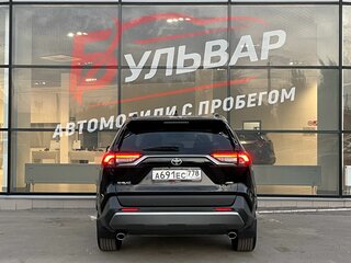 2022 Toyota RAV4 V (XA50), чёрный, 3008000 рублей, вид 5