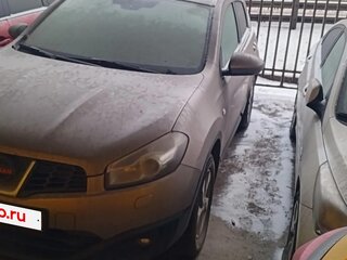 2011 Nissan Qashqai I Рестайлинг, коричневый, 750000 рублей, вид 2