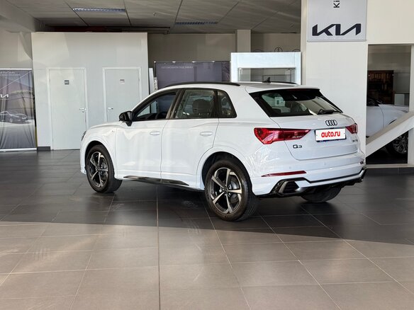 2026 Audi Q3 35 TFSI II (F3), белый, 4050000 рублей - вид 4