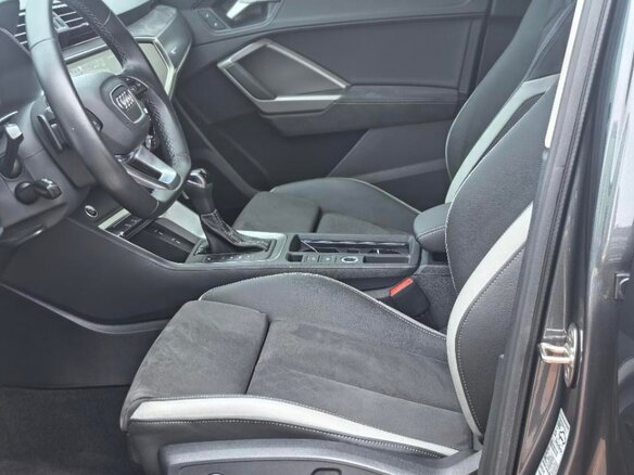 2022 Audi Q3 35 TFSI II (F3), чёрный - вид 10