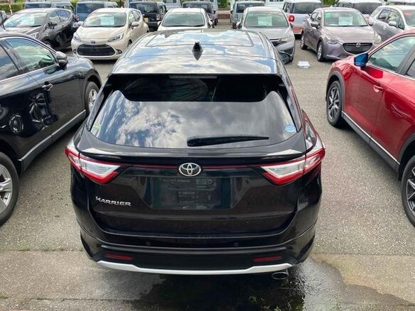 2017 Toyota Harrier III (XU60) Рестайлинг, чёрный, 2150055 рублей - вид 4