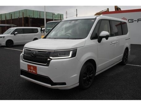2023 Honda Stepwgn Spada VI, белый, 2300000 рублей, вид 3