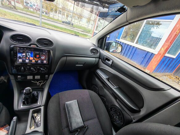 2010 Ford Focus II Рестайлинг, синий, 530000 рублей - вид 5