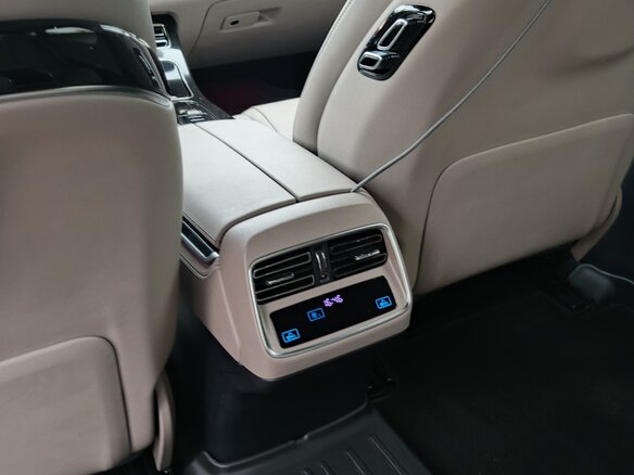 2025 BYD Han DM-i I Рестайлинг 2, чёрный, 4950000 рублей - вид 12