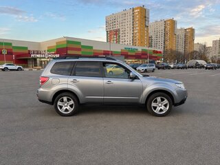 2010 Subaru Forester III, серебристый, 900000 рублей, вид 4