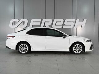 2021 Toyota Camry VIII (XV70) Рестайлинг, белый, 2129000 рублей, вид 5
