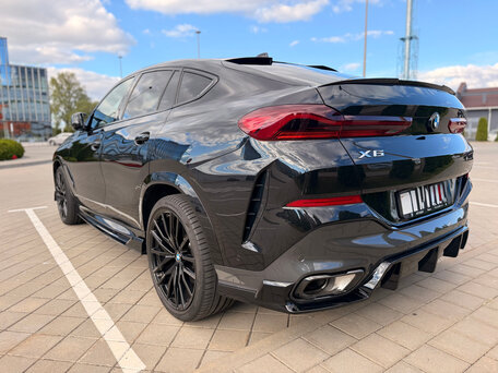 2020 BMW X6 40d III (G06), чёрный, 6982221 рублей, вид 4