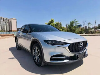2021 Mazda CX-4 I Рестайлинг, серебристый, 1770000 рублей, вид 3