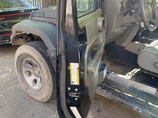 2007 Jeep Wrangler III (JK), чёрный, 1500000 рублей, вид 4