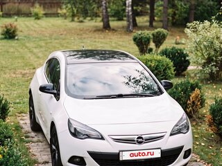 2014 Opel Astra GTC J Рестайлинг, белый, 900000 рублей, вид 2