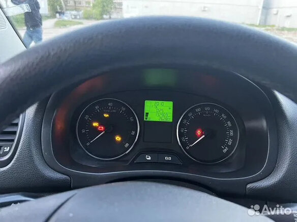 2010 Skoda Fabia II Рестайлинг, чёрный, 415000 рублей - вид 6