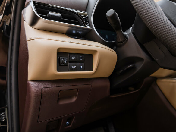 2026 Toyota Highlander IV (XU70), чёрный - вид 11