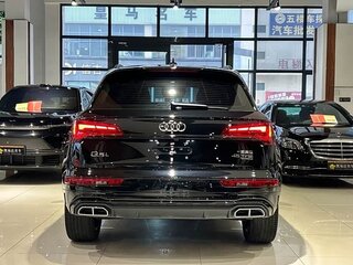 2025 Audi Q5 L 45 TFSI II (FY) Рестайлинг, чёрный, 6000600 рублей, вид 5