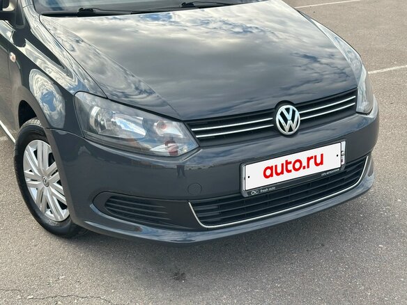 2013 Volkswagen Polo V, серый, 890000 рублей - вид 8