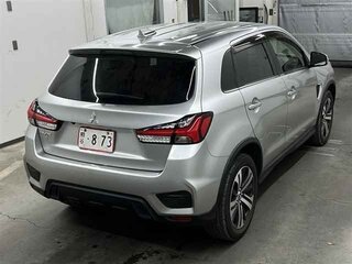 2022 Mitsubishi RVR III Рестайлинг 3, серебристый, 1750000 рублей, вид 4