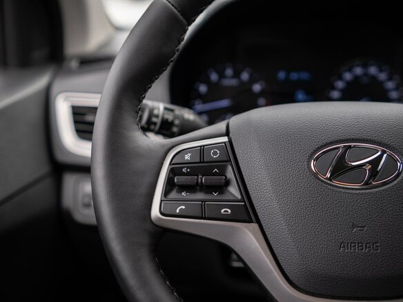 2020 Hyundai Solaris II, белый, 1480000 рублей - вид 15