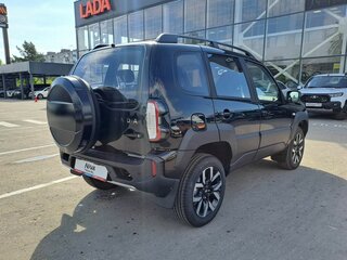 2026 Lada (ВАЗ) Niva Travel I Рестайлинг, чёрный, 1889000 рублей, вид 5