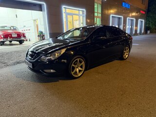 2011 Hyundai Sonata VI (YF), чёрный, 1050000 рублей, вид 1