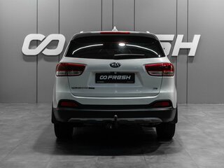 2017 Kia Sorento III Prime, белый, 1999000 рублей, вид 4
