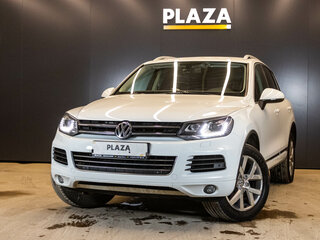2013 Volkswagen Touareg II, белый, 2390000 рублей, вид 1