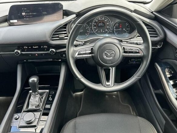 2022 Mazda 3 IV (BP), белый, 1200000 рублей - вид 9