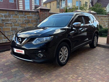 2015 Nissan X-Trail III, чёрный, 1330000 рублей, вид 1