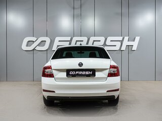 2017 Skoda Octavia III (A7), белый, 1579000 рублей, вид 4