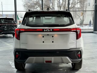 2026 Kia Seltos I Рестайлинг, белый, 2720000 рублей, вид 5