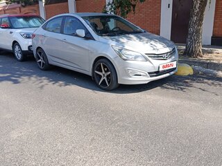 2016 Hyundai Solaris I Рестайлинг, белый, 750000 рублей, вид 1