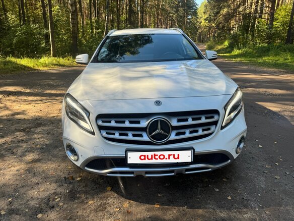 2018 Mercedes-Benz GLA 250 I (X156) Рестайлинг, белый, 2680000 рублей - вид 2