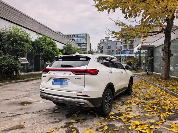 2023 Haval H6 II Рестайлинг, белый - вид 3