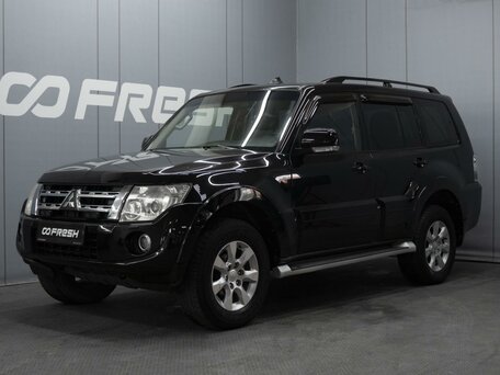 Mitsubishi Pajero IV Рестайлинг 1