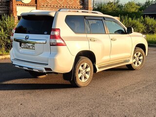2015 Toyota Land Cruiser Prado 6-speed 150 Series Рестайлинг 1, белый, 3100000 рублей, вид 3