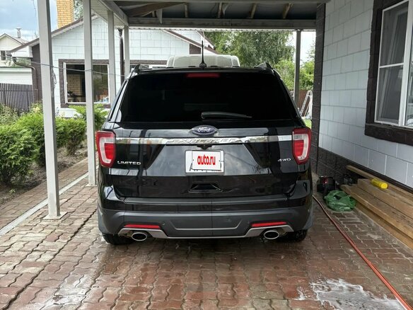 2018 Ford Explorer V Рестайлинг 2, чёрный, 3200000 рублей - вид 3