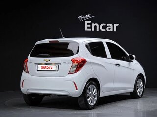 2022 Chevrolet Spark IV Рестайлинг, белый, 950000 рублей, вид 2