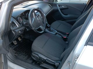 2013 Opel Astra J Рестайлинг, серый, 530000 рублей, вид 5