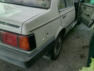1985 Nissan Sunny B11, белый, 290000 рублей, вид 3