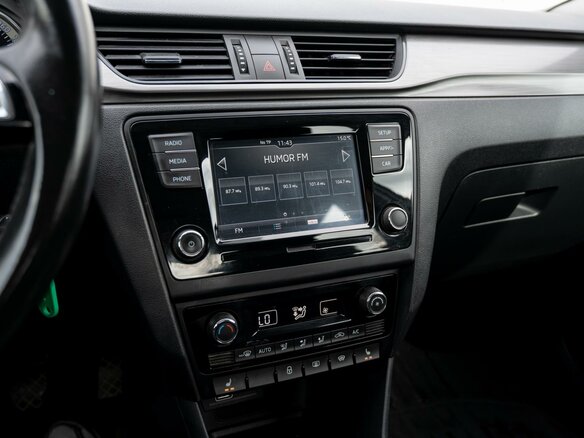 2019 Skoda Rapid I Рестайлинг, бежевый, 1340000 рублей - вид 16