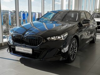 2025 BMW 5 серии 530i xDrive VIII (G60/G61/G68), чёрный, 8295000 рублей, вид 1