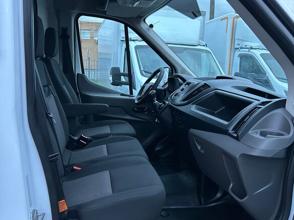 2021 Ford Transit, белый, 3100000 рублей - вид 11