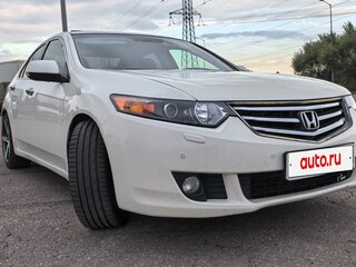 2010 Honda Accord VIII, белый, 1080000 рублей, вид 2