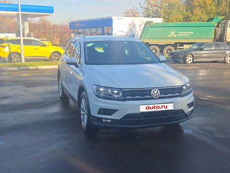 2018 Volkswagen Tiguan II, белый, 2000000 рублей, вид 2