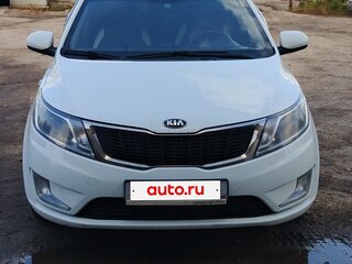 2014 Kia Rio 5-speed III, белый, 850000 рублей, вид 1
