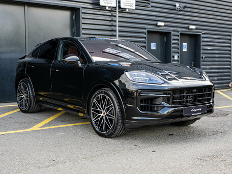 2026 Porsche Cayenne Coupé III Рестайлинг, чёрный, 19790000 рублей, вид 4