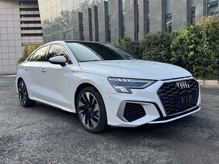 2023 Audi A3 35 TFSI IV (8Y), белый, 1633000 рублей, вид 3